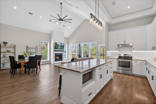 245 Autumn Wood Trl, Gun Barrel City, TX, 75156-4221 | Card Image