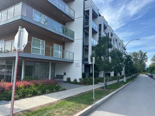 {{alt}} | Card Image