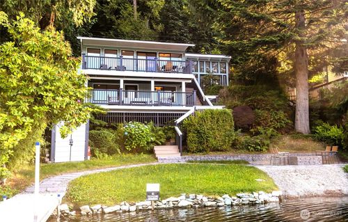6911 Olive Avenue, Stanwood, WA, 98292 | Card Image
