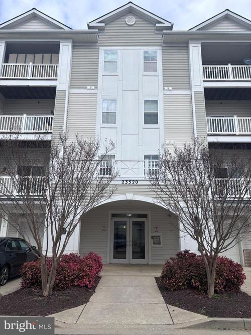 unit-305-23520 F D R Blvd, CALIFORNIA, MD, 20619-7040 | Card Image