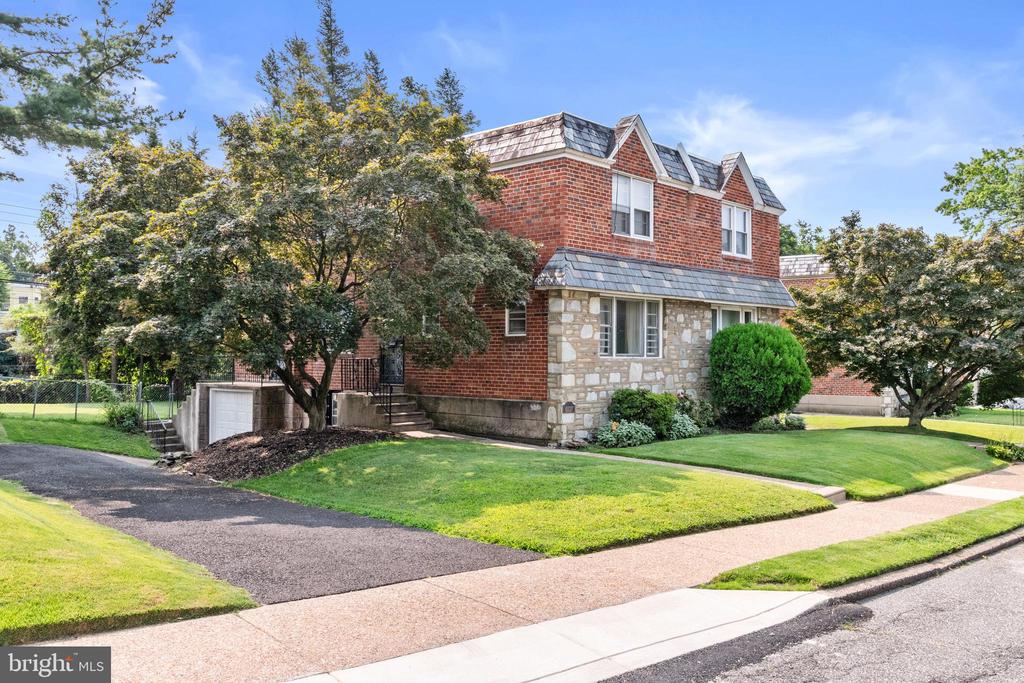 Residential in PHILADELPHIA 2