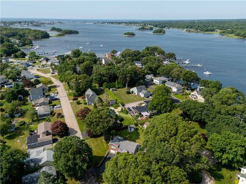 106 Cedar Island Rd, Narragansett, RI, 02882-4041 | Card Image