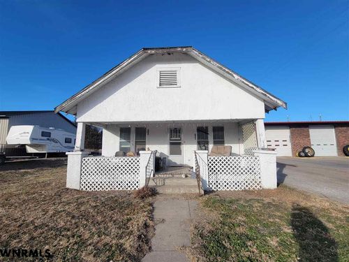 208 W 2nd St, Curtis, NE, 69025-5508 | Card Image