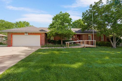 1012 Se 2nd Ter, Lees Summit, MO, 64063-3216 | Card Image