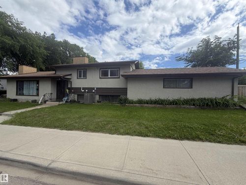 5303 119 Ave Nw, Edmonton, AB, T5W1H8 | Card Image