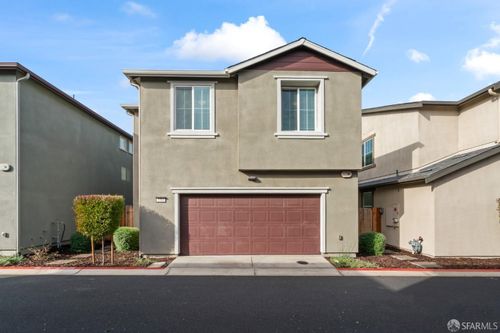 1383 Sanctuary St, Pittsburg, CA, 94565-5579 | Card Image