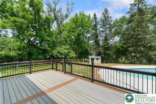 719 Redfern Ln, House other with 4 bedrooms, 4 bathrooms and null parking in BETHLEHEM PA | Image 27