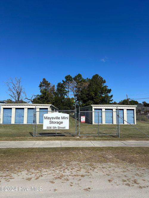 506 5th St, Maysville, NC, 28555 | Card Image