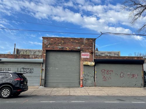86 Atlantic Ave, Woodhaven, NY, 11421-2950 | Card Image