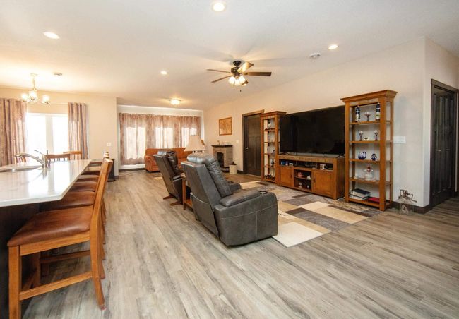 UNIT-1 - 485 Autumn Ln, Condo with 2 bedrooms, 2 bathrooms and null parking in Cedar Falls IA | Image 11