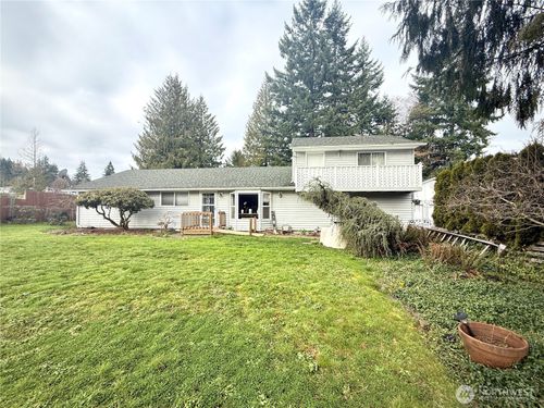 105 Timberline Dr, Castle Rock, WA, 98611-9344 | Card Image