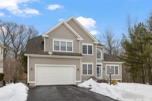 15 Susan Dr, Cumberland, RI, 02864-6130 | Card Image