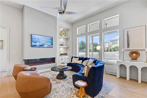 22085 W 93rd Ter, Lenexa, KS, 66220-2525 | Card Image