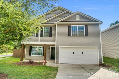 3636 Alexander Forest Dr, Charlotte, NC, 28269-5755 | Card Image