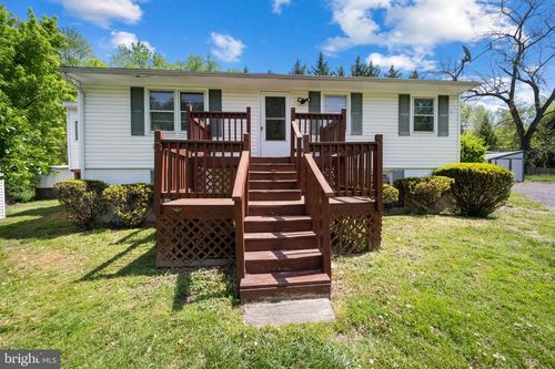 18305 Brooke Rd, Sandy Spring, MD, 20860-1416 | Card Image