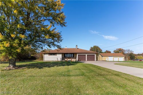 948 Carson Salt Springs Road, Lordstown, OH, 44481 | Card Image