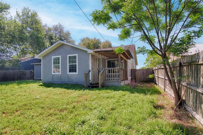 311 August St, House other with 3 bedrooms, 2 bathrooms and 6 parking in Schulenburg TX | Image 27