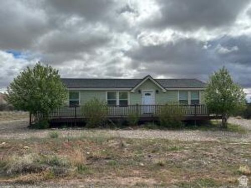 255 S 800 W, Escalante, UT, 84726-7932 | Card Image