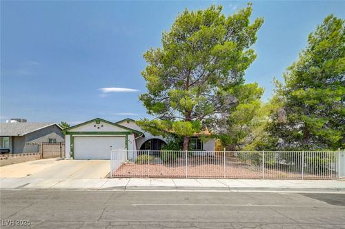 845 Greenbrook St, Las Vegas, NV, 89110-2441 | Card Image