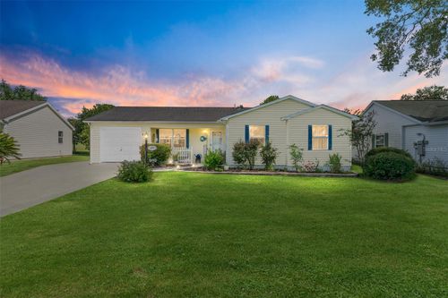 934 Orchid St, LADY LAKE, FL, 32159-6106 | Card Image