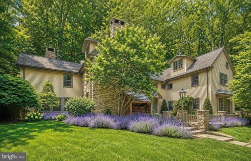 5960 Honey Hollow Rd, Doylestown, PA, 18902-9471 | Card Image