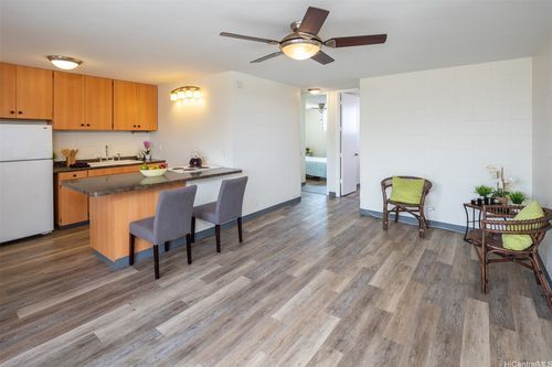 apt-401-855 Olokele Ave, Honolulu, HI, 96816-5903 | Card Image