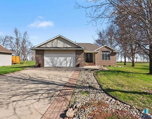 706 Par Tree Dr Drive, Hartford, SD, 57033 | Card Image