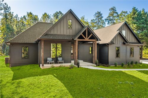 927 Coachmans Trl, West Union, SC, 29696-3630 | Card Image