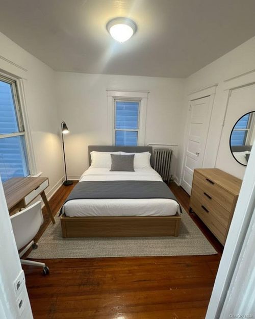 apt-2-3581 Eastchester Rd, Bronx, NY, 10469-1694 | Card Image