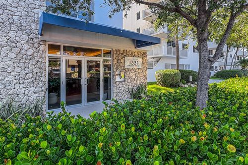 704-1331 Lincoln Rd, Miami Beach, FL, 33139-2228 | Card Image