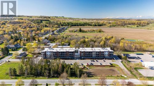 411-121 Mary Street, Clearview (Creemore), ON, L0M1G0 | Card Image