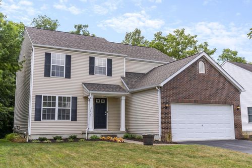 7835 Edgewater Ct, Canal Winchester, OH, 43110-8245 | Card Image