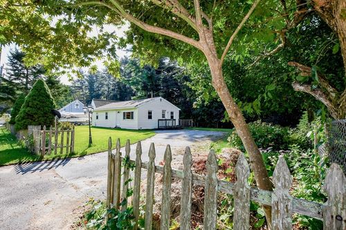 9 White Pine Ave, West Wareham, MA, 02576-1320 | Card Image