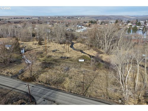 82695 Fish Hatchery Ln, Enterprise, OR, 97828-3099 | Card Image