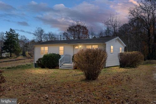 2627 Rose Mount Rd, HUSTLE, VA, 22476-2002 | Card Image