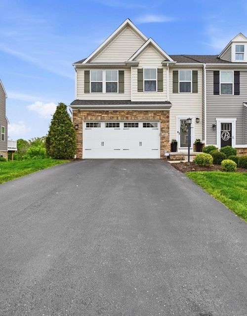 1415 Deer Creek Crossing Dr, Cecil, PA, 15317 | Card Image