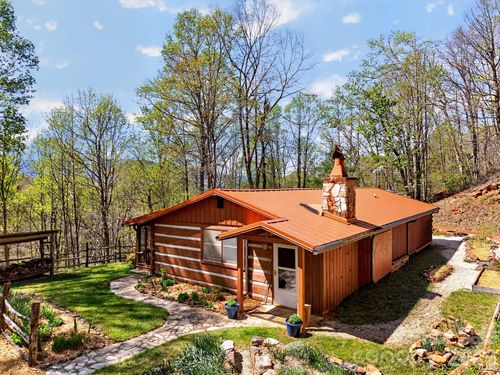 32 Seldom Home Dr, Black Mountain, NC, 28711-8781 | Card Image