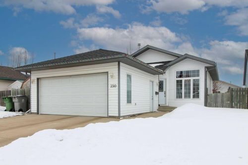 2310 57a Ave, Lloydminster, AB, T9V2W5 | Card Image