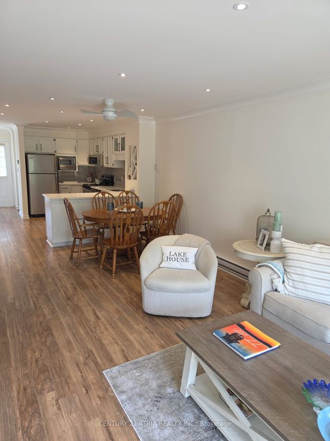 24 - 4 Paradise Blvd, Condo with 2 bedrooms, 2 bathrooms and 1 parking in Brechin ON | Image 8