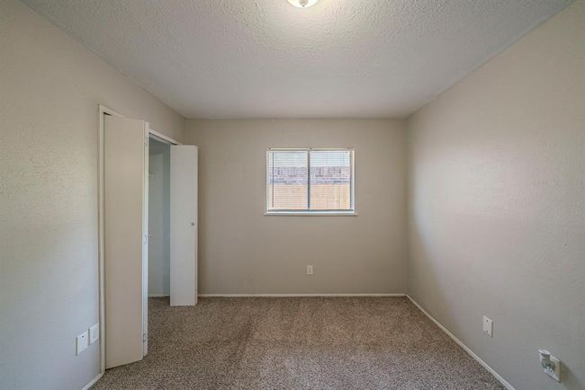 22739 Millgate Dr, House other with 3 bedrooms, 2 bathrooms and 2 parking in Spring TX | Image 14