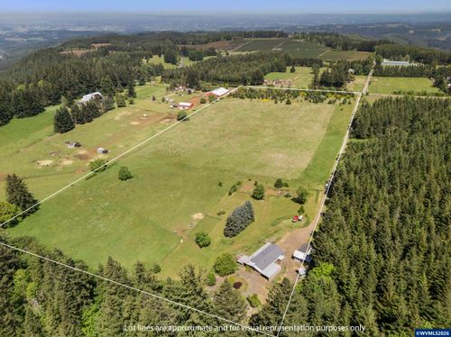 3543 Crooked Finger Rd Ne, Scotts Mills, OR, 97375-9620 | Card Image