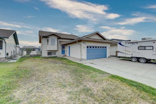 7911 107 St, Grande Prairie, AB, T8W2M1 | Card Image