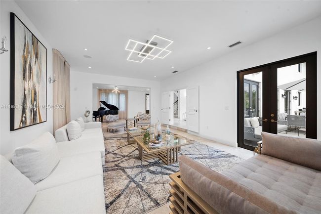 321 Costanera Rd, House other with 5 bedrooms, 7 bathrooms and null parking in Coral Gables FL | Image 8