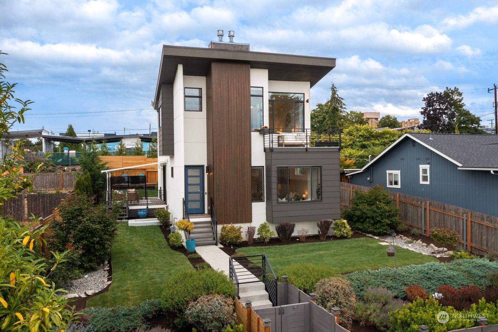 36th Ave, Seattle, WA 98126