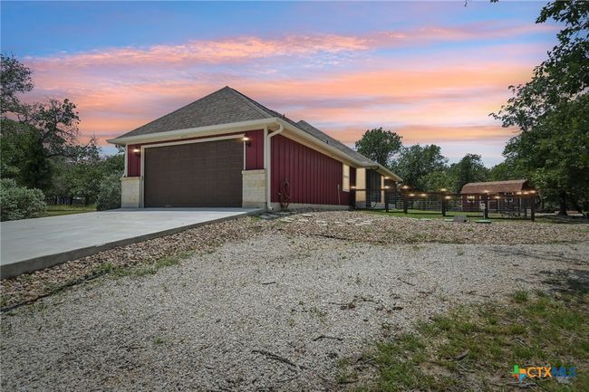 4049 Hickory Forrest Dr, Home with 3 bedrooms, 3 bathrooms and null parking in Seguin TX | Image 35