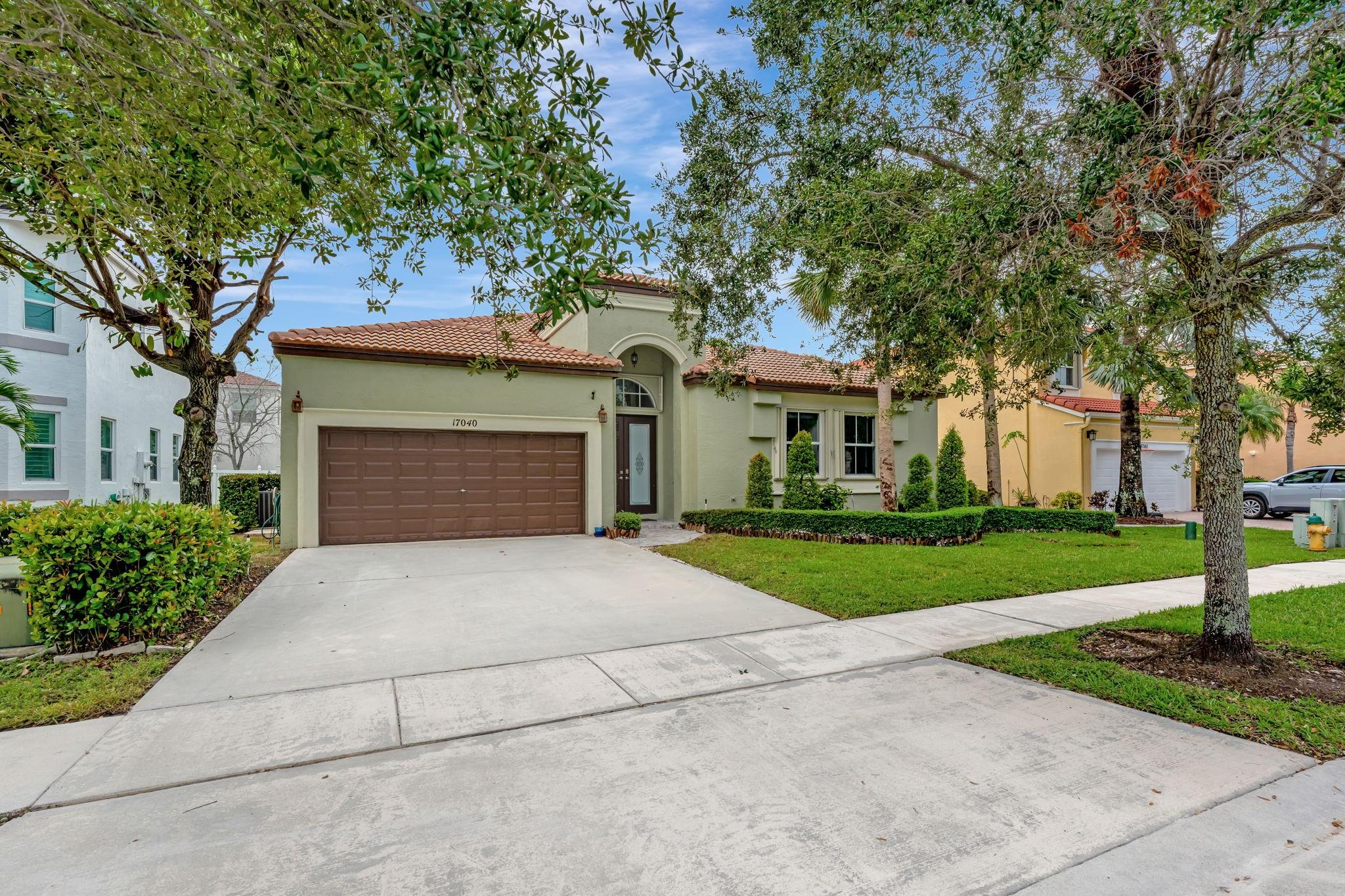 53rd Ct, Miramar, FL 33027