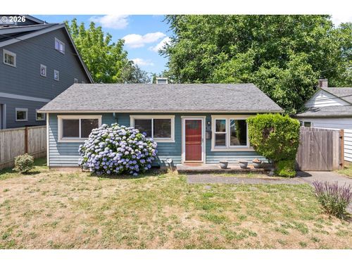 8909 N Drummond Ave, Portland, OR, 97217-7127 | Card Image