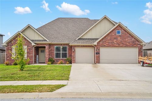 467 Tartaglia Ave, Tontitown, AR, 72762-3073 | Card Image