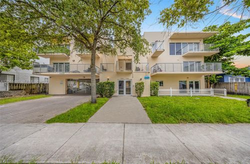 1553 Sw 2nd St, Miami, FL, 33135 | Card Image