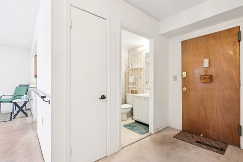 apt-311-800 Willis Ave, Albertson, NY, 11507-1943 | Card Image